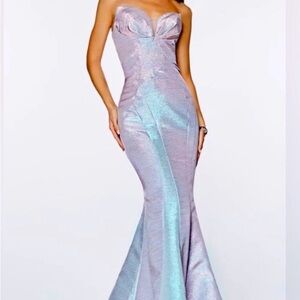 Opal Blue Iridescent Strapless Mermaid Prom Dress

CR824